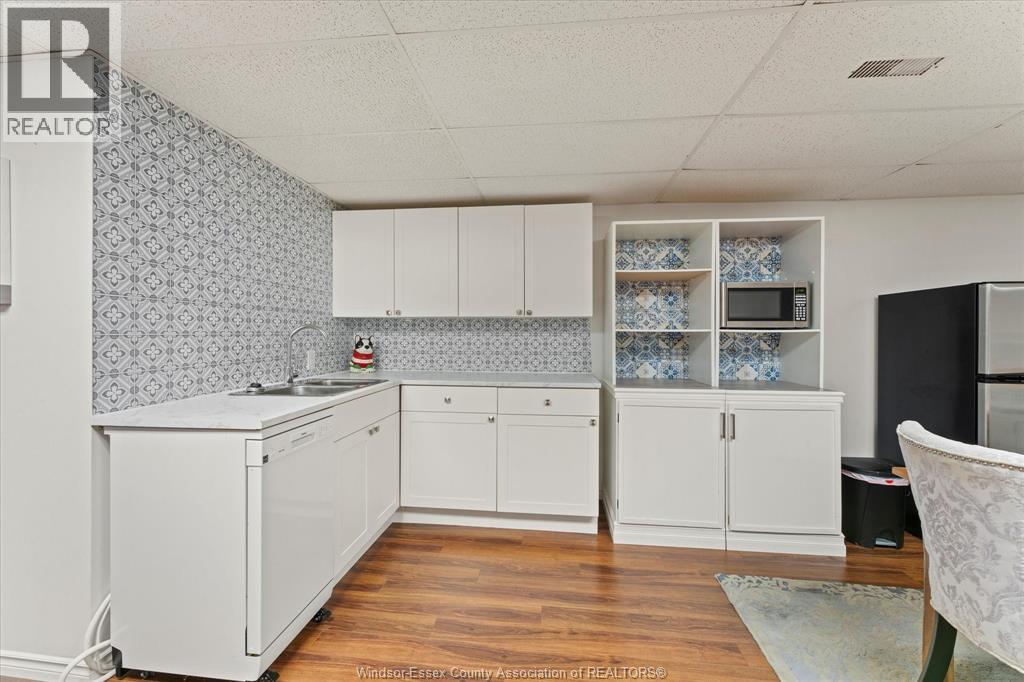 22 Roger Street, Leamington, Ontario N8H 3N9 - Photo 21 - 26004289