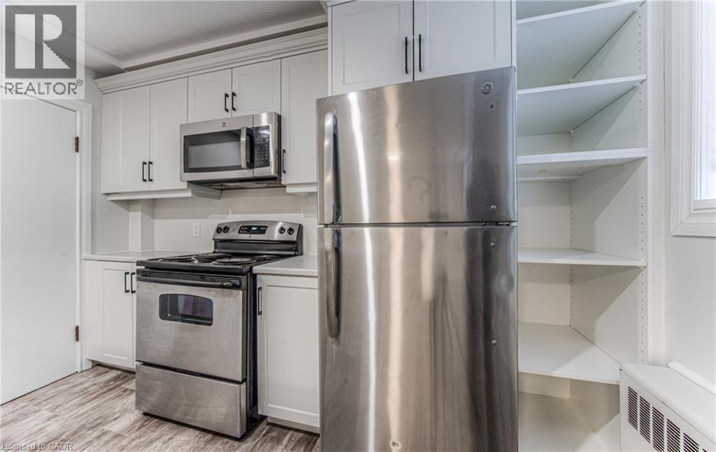 5 Heiman Street, Kitchener, Ontario  N2M 3L5 - Photo 4 - 40808579