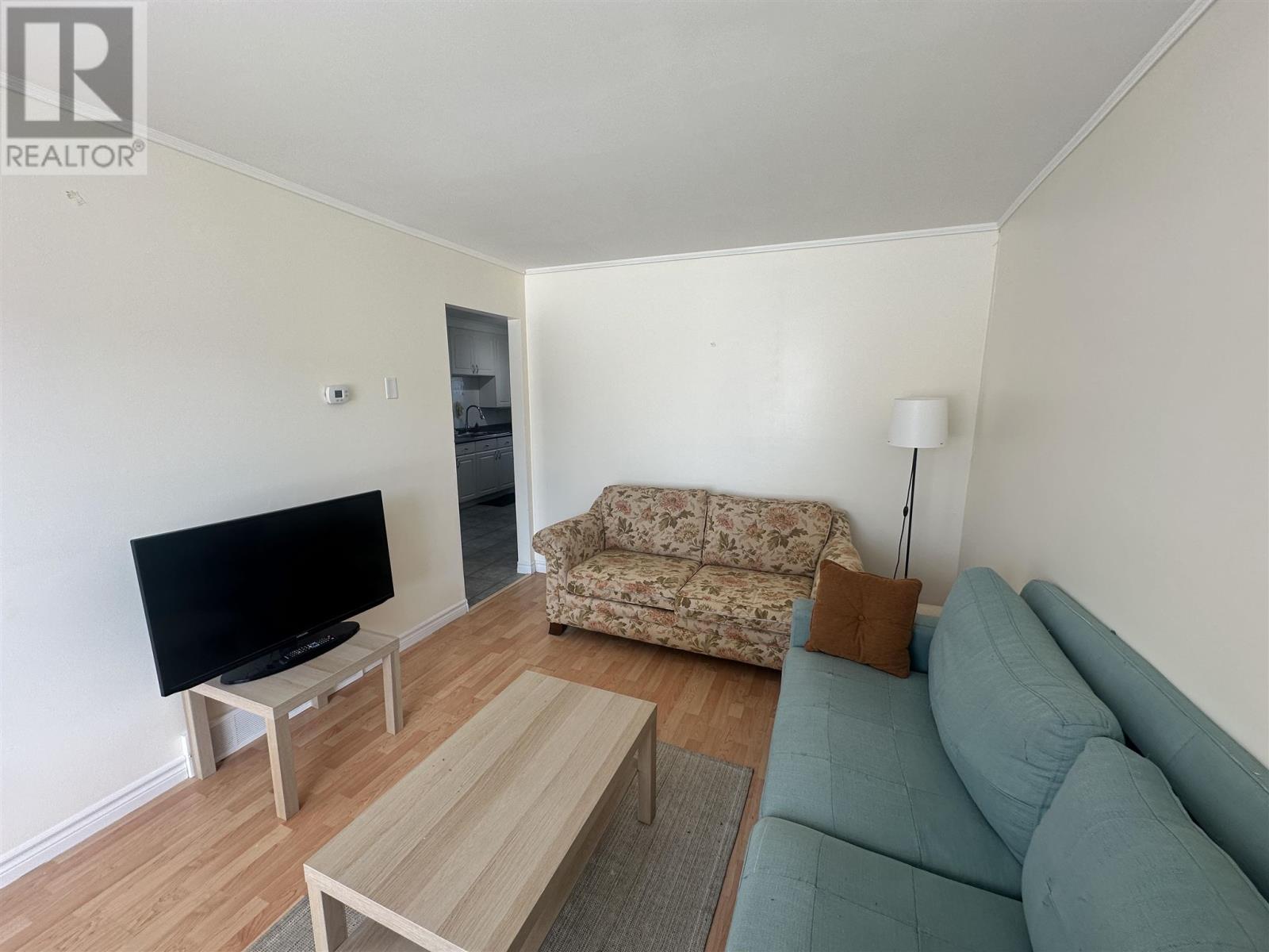 744 Pine St, Sault Ste. Marie, Ontario  P6B 3G1 - Photo 7 - SM260279