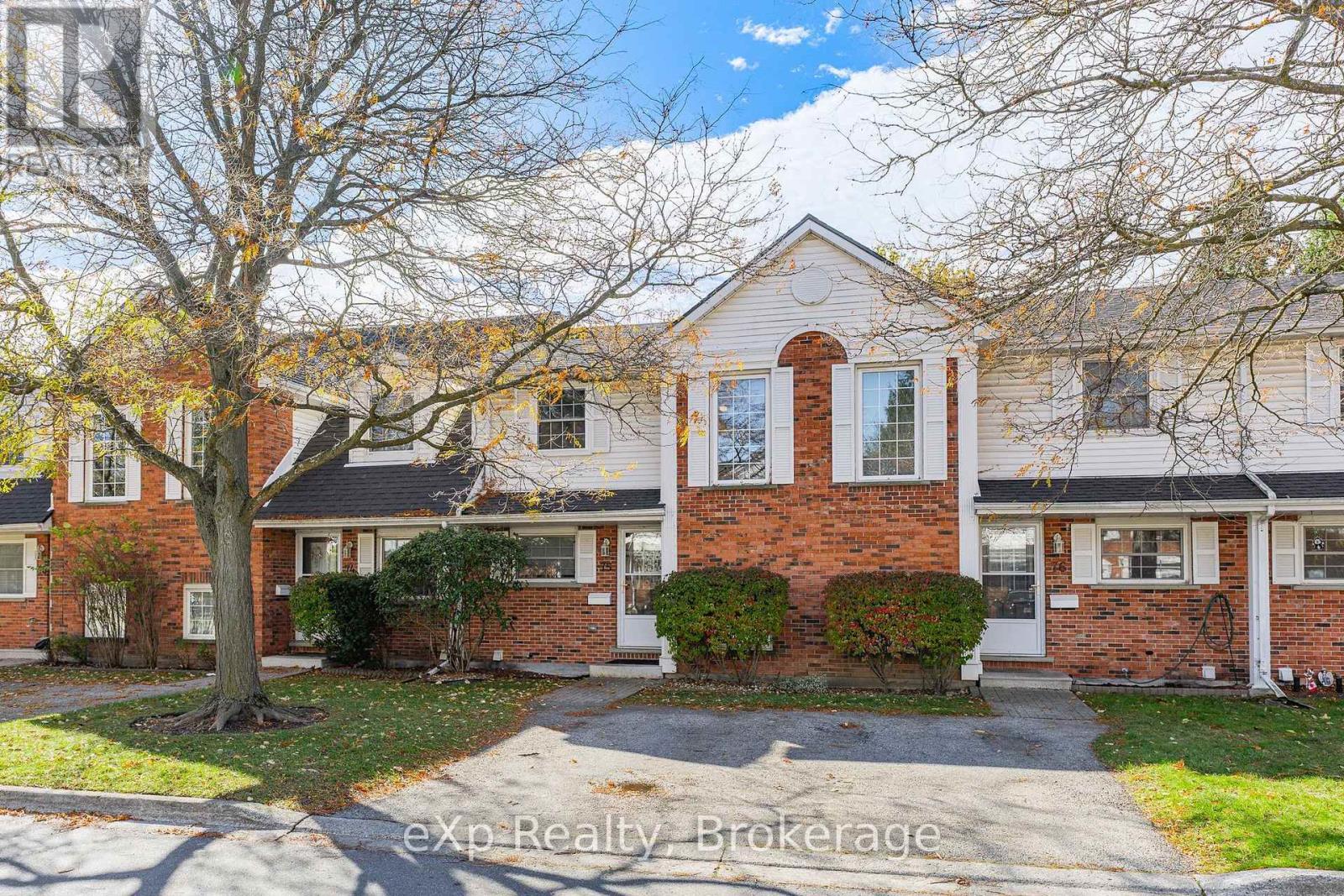 75 - 129 Victoria Road N, Guelph, Ontario  N1E 6V4 - Photo 2 - X12833456