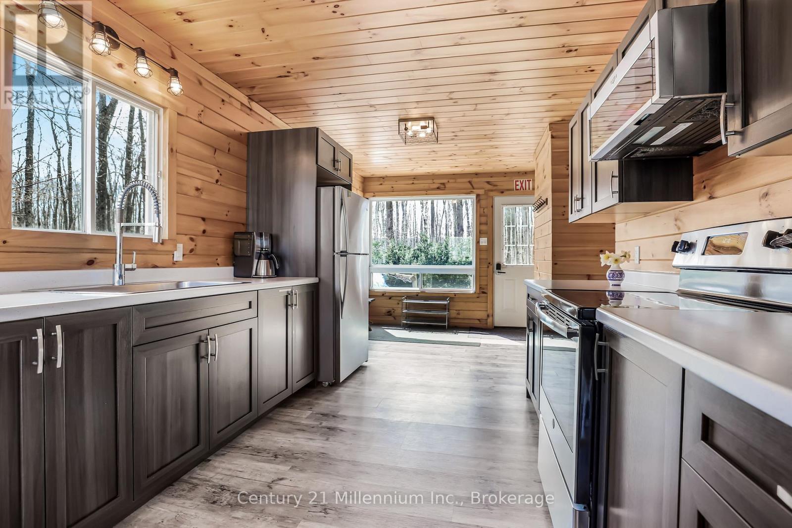 149 Tammy's Cove Road, Northern Bruce Peninsula, Ontario  N0H 1W0 - Photo 17 - X12833488