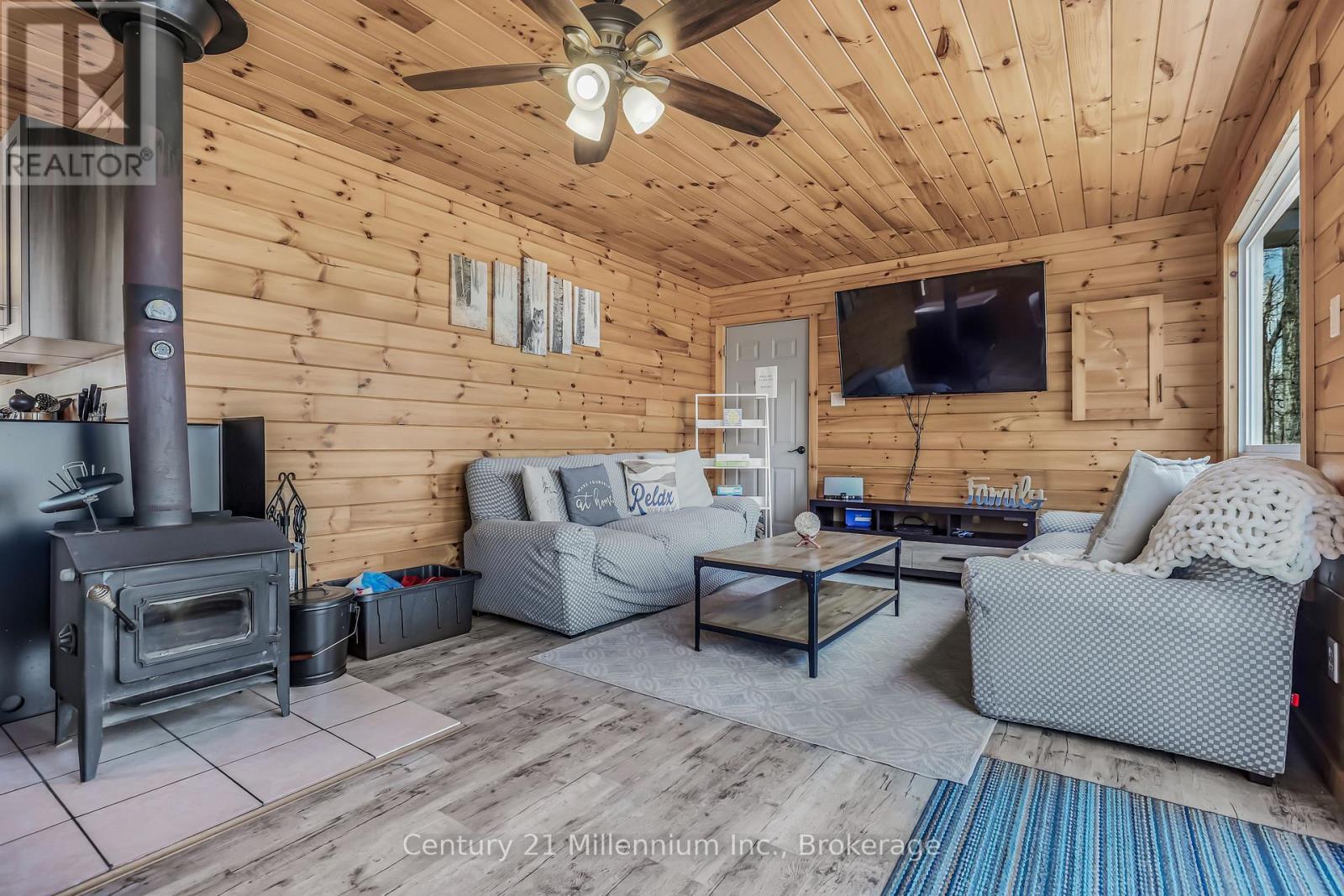 149 Tammy's Cove Road, Northern Bruce Peninsula, Ontario  N0H 1W0 - Photo 23 - X12833488