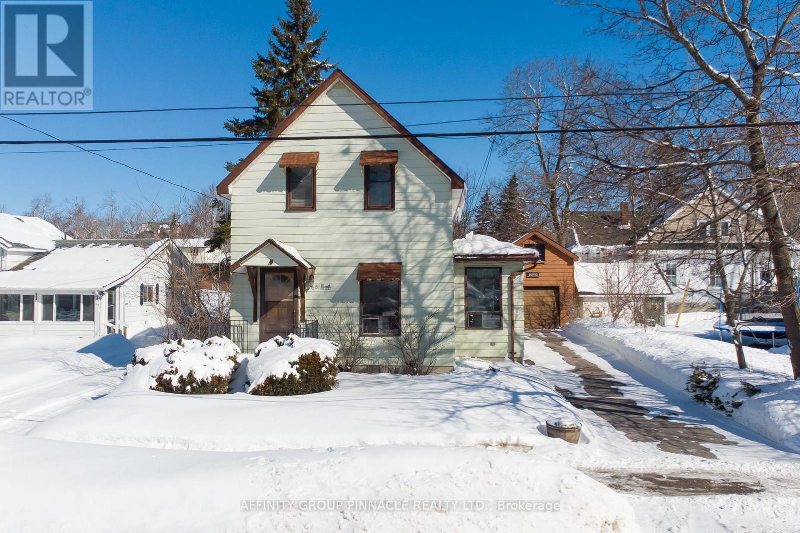58 BOND STREET, Kawartha Lakes, Ontario