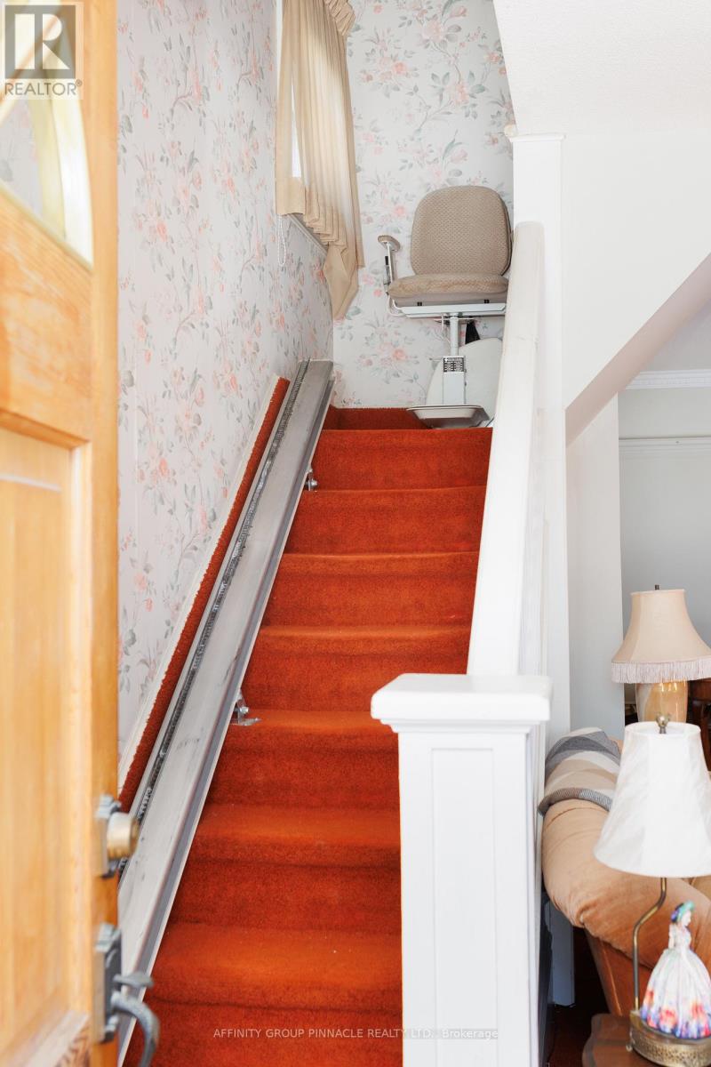 58 Bond Street, Kawartha Lakes, Ontario  K0M 1N0 - Photo 16 - X12833370