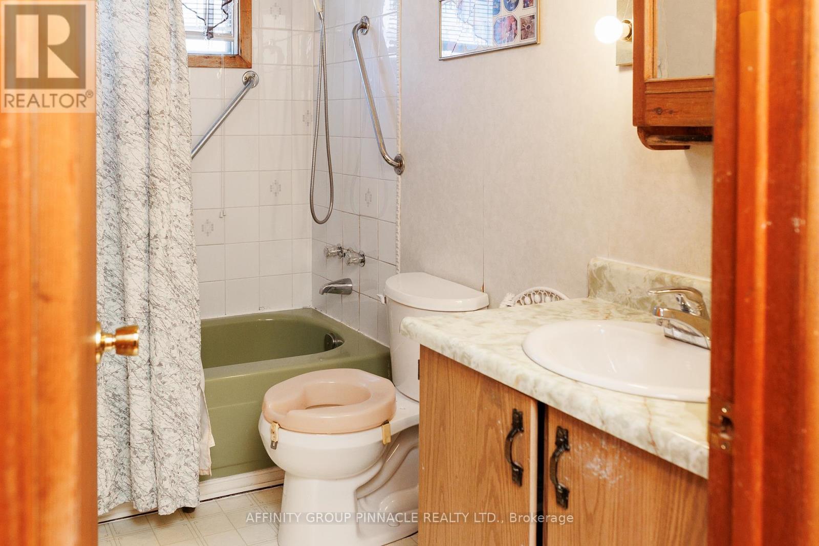 58 Bond Street, Kawartha Lakes, Ontario  K0M 1N0 - Photo 19 - X12833370