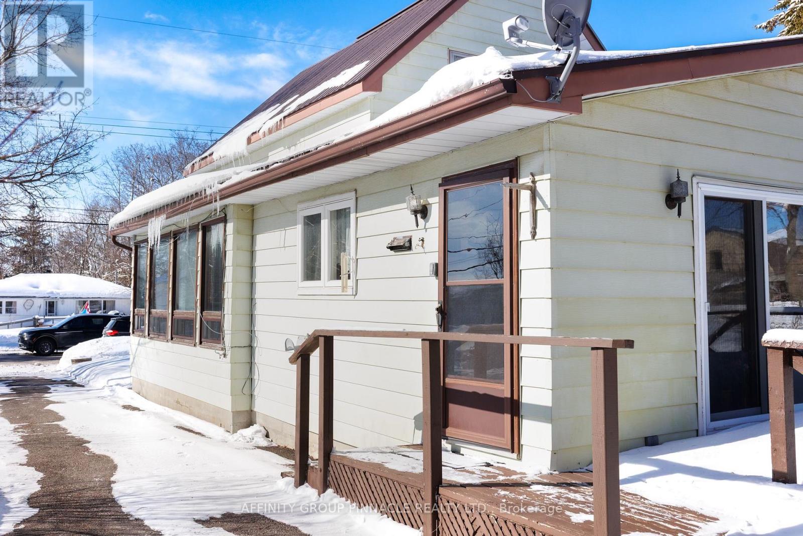 58 Bond Street, Kawartha Lakes, Ontario  K0M 1N0 - Photo 25 - X12833370