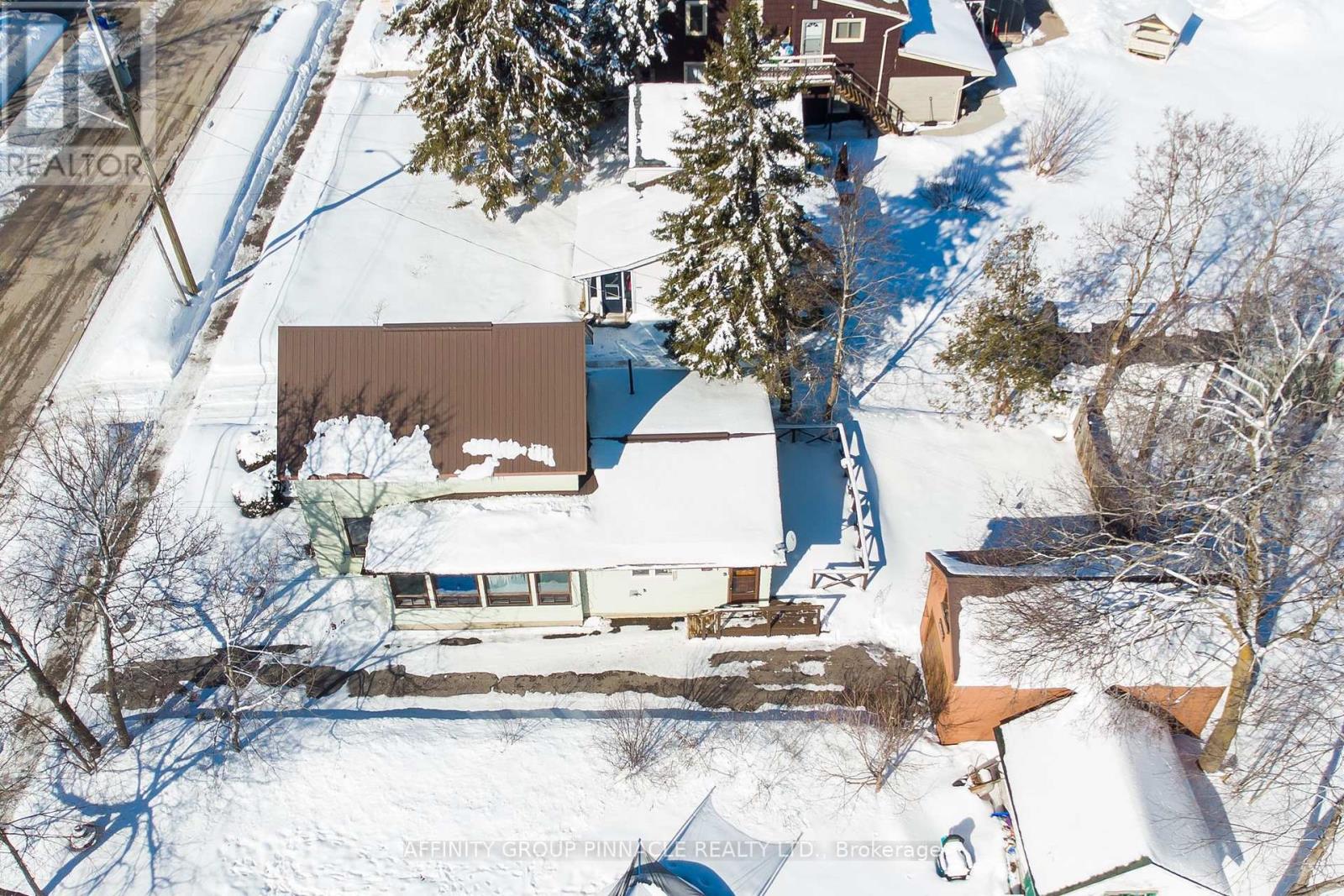 58 Bond Street, Kawartha Lakes, Ontario  K0M 1N0 - Photo 3 - X12833370