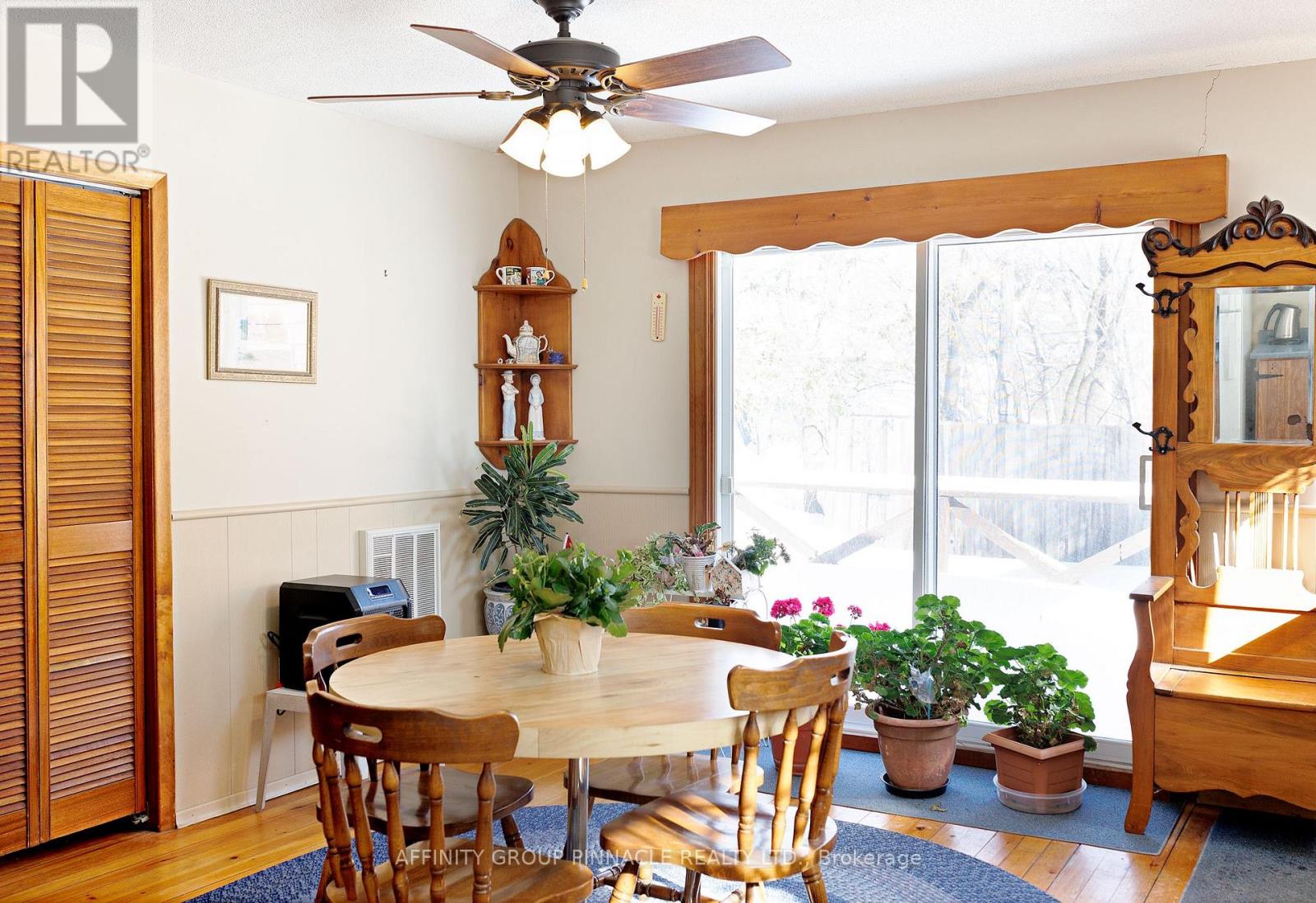 58 Bond Street, Kawartha Lakes, Ontario  K0M 1N0 - Photo 8 - X12833370