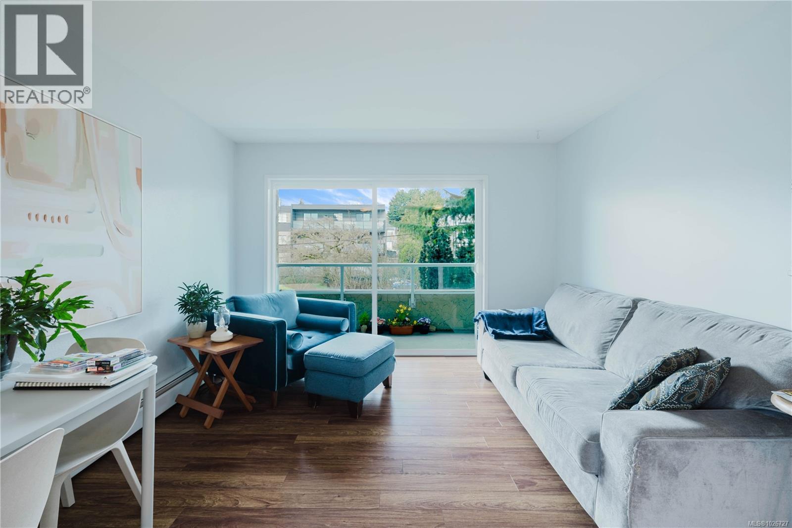 201 1235 Johnson St, Victoria, British Columbia  V8V 3N9 - Photo 7 - 1026727