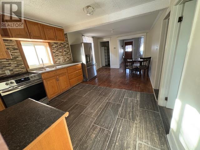 59 Ontario Street, Thunder Bay, Ontario  P7B 3G1 - Photo 11 - TB253653