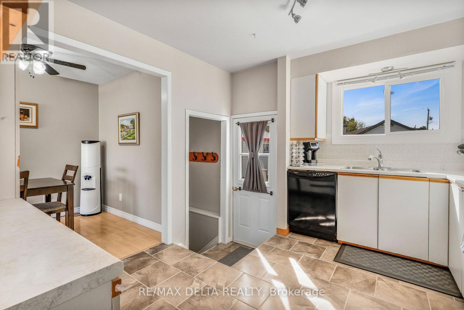 722 Nicole Street, Clarence-Rockland, Ontario  K4K 1G4 - Photo 15 - X12833380