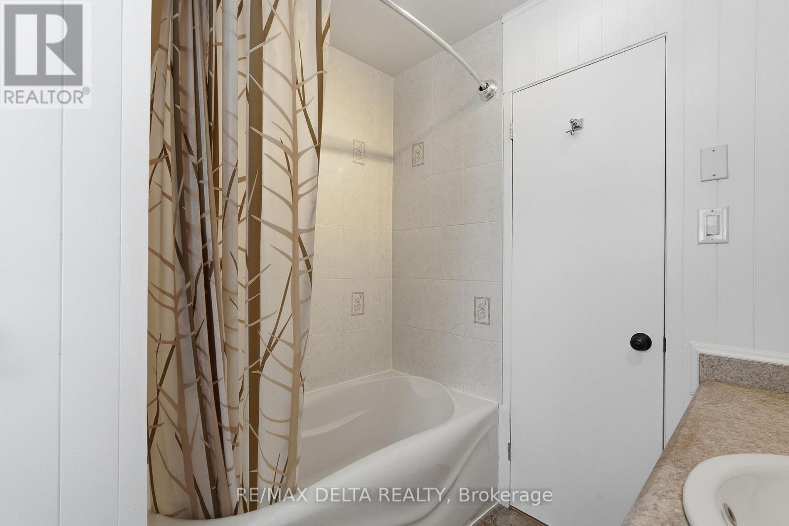 722 Nicole Street, Clarence-Rockland, Ontario  K4K 1G4 - Photo 20 - X12833380