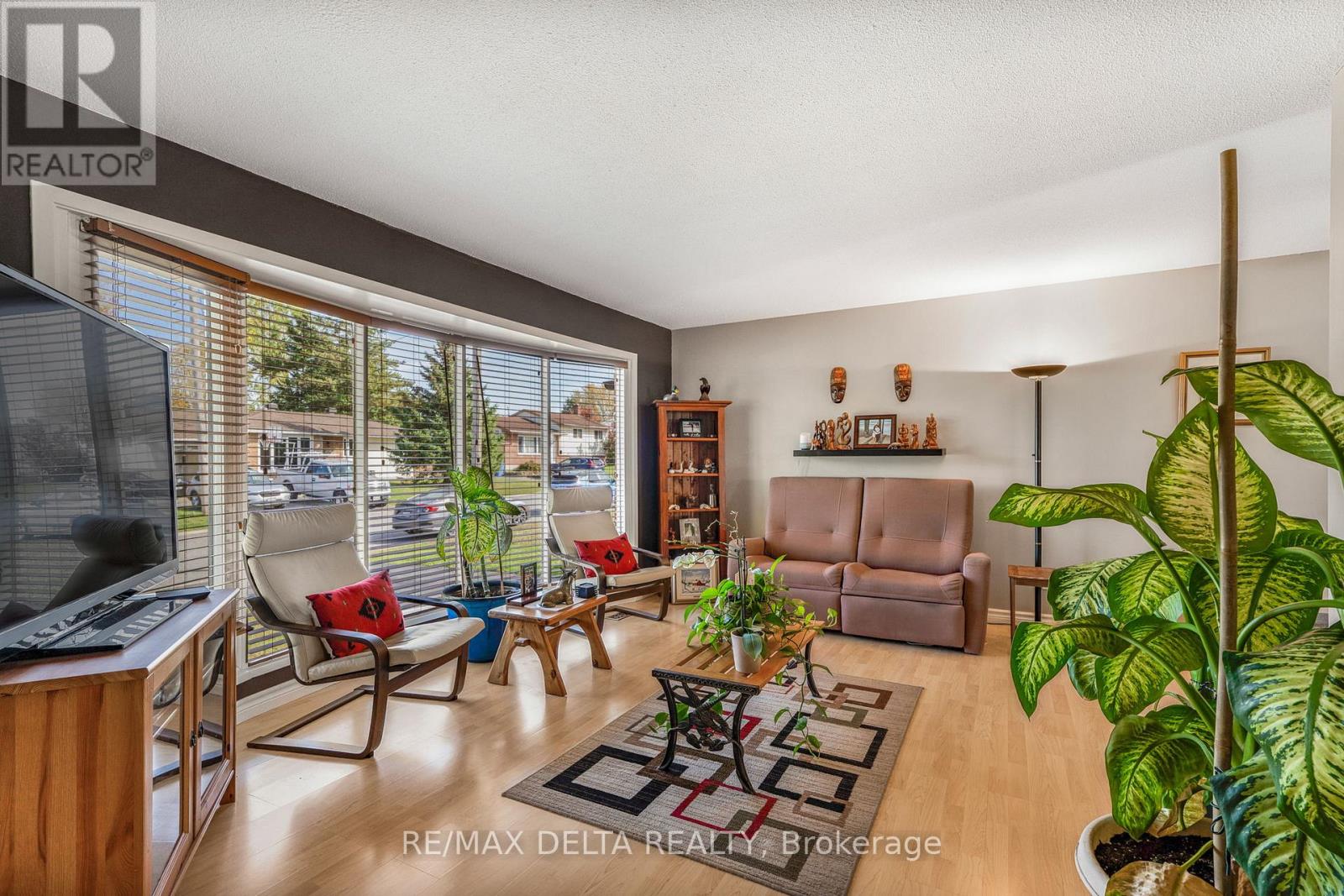 722 Nicole Street, Clarence-Rockland, Ontario  K4K 1G4 - Photo 9 - X12833380