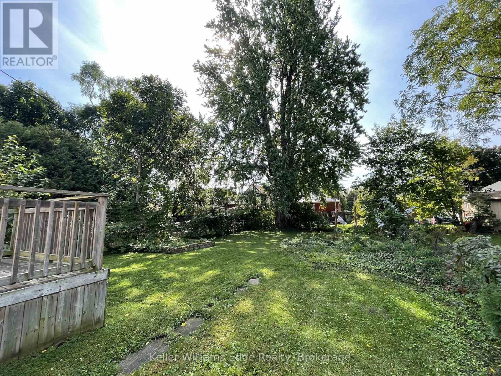 93 Sussex Street, Hamilton, Ontario  L8S 2E2 - Photo 3 - X12833350