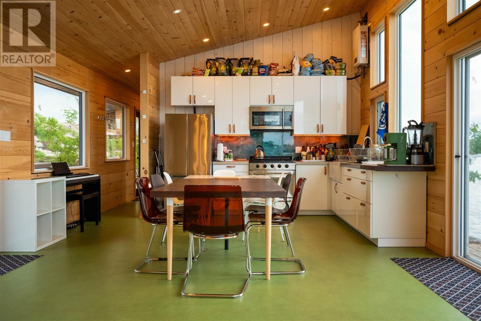 Island S900 Little Sand Lake, Minaki, Ontario  P0X 1J0 - Photo 10 - TB2600327