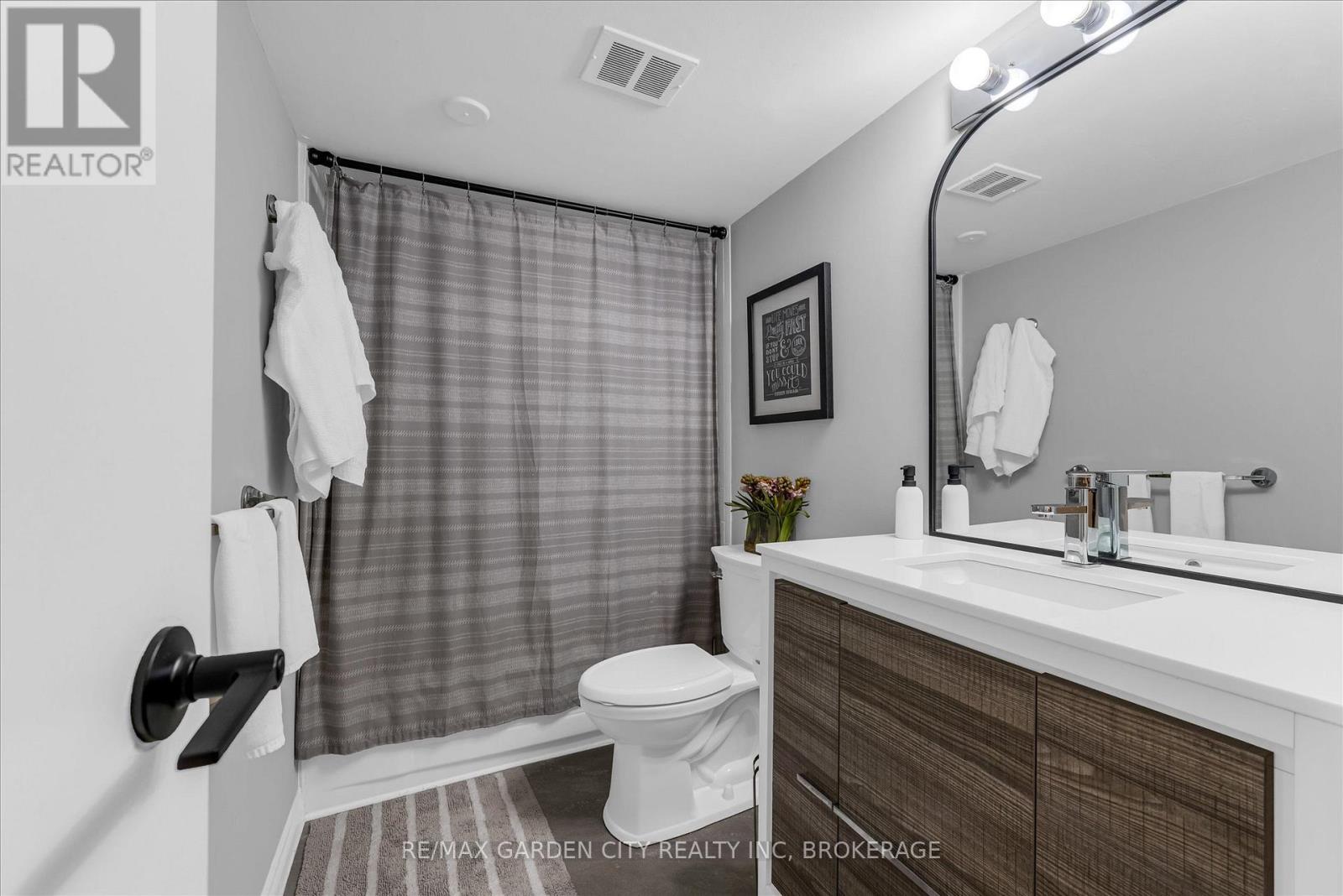 1111 - 7 Gale Crescent, St. Catharines (E. Chester), Ontario  L2R 7M8 - Photo 17 - X12833384