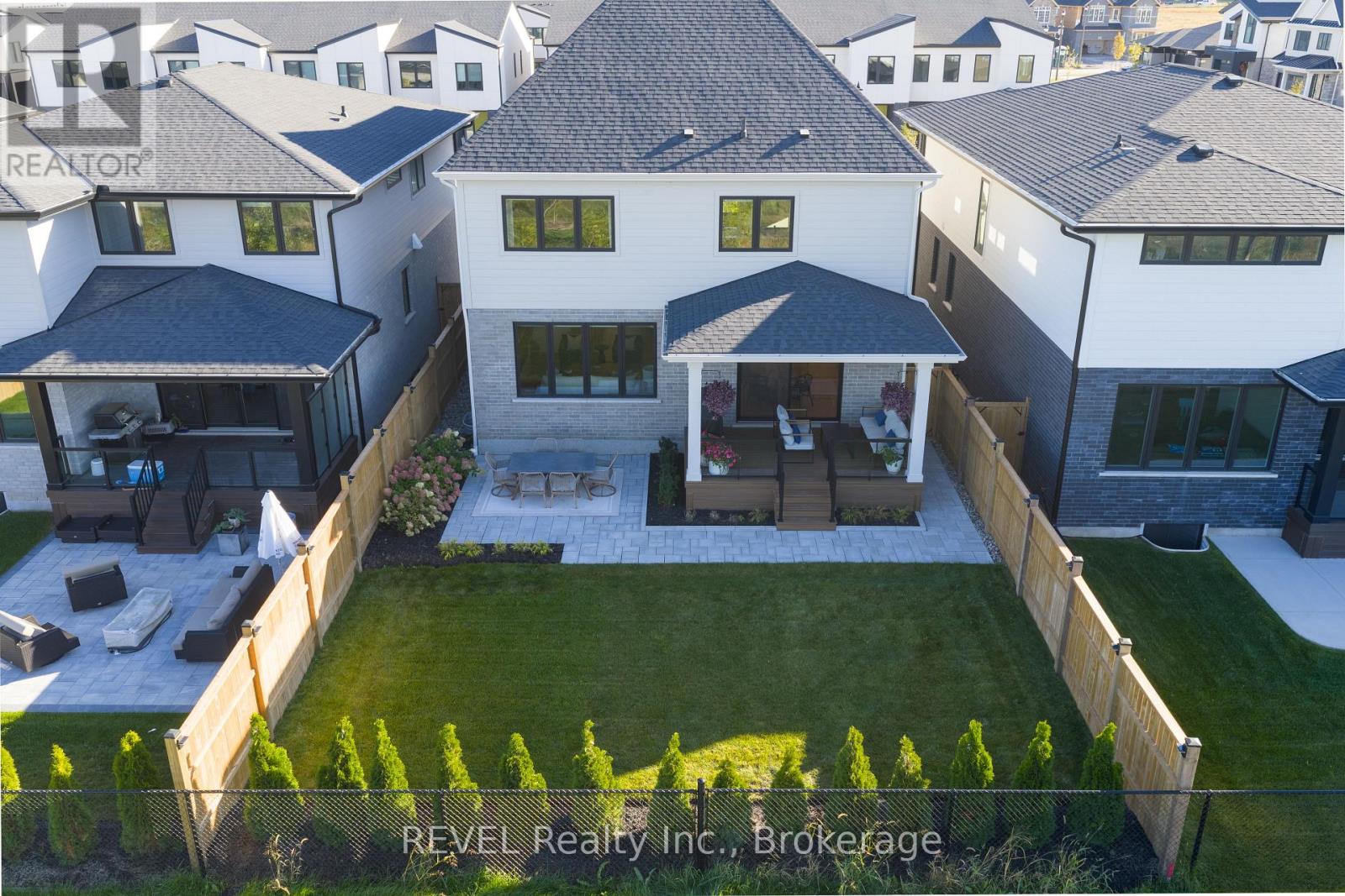 21 Arsenault Crescent, Pelham (Fonthill), Ontario  L0S 1E1 - Photo 35 - X12833436