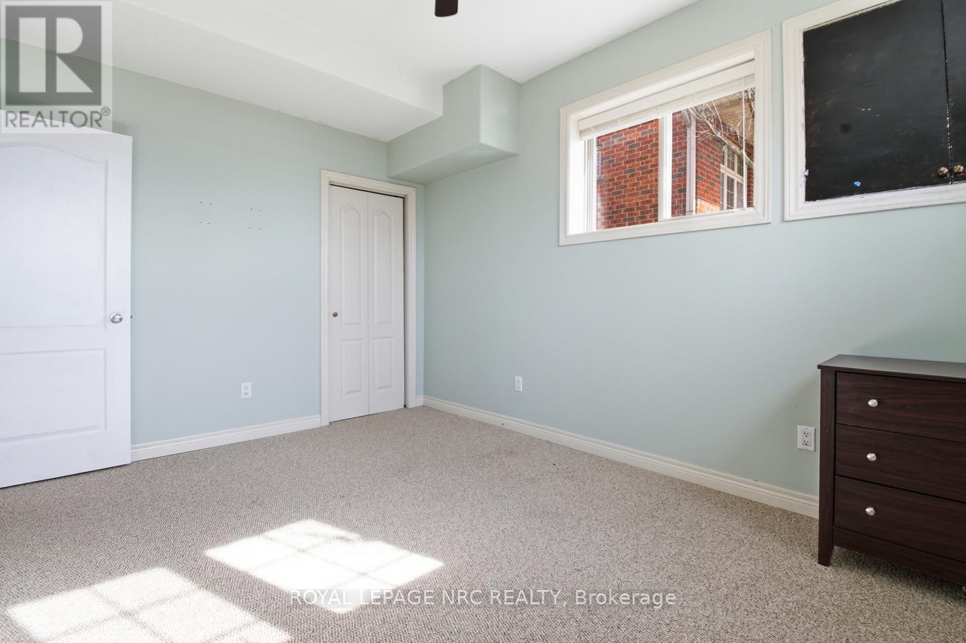 4001 Weinbrenner Road, Niagara Falls, Ontario  L2G 7X9 - Photo 33 - X12833474