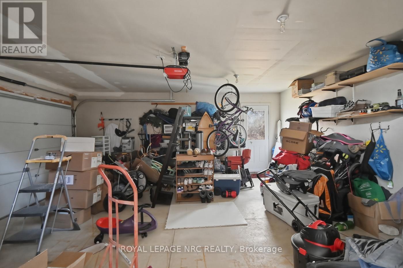 4001 Weinbrenner Road, Niagara Falls, Ontario  L2G 7X9 - Photo 38 - X12833474