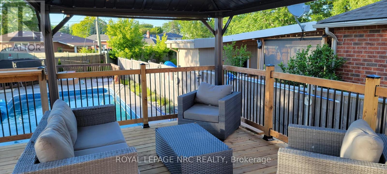 4001 Weinbrenner Road, Niagara Falls, Ontario  L2G 7X9 - Photo 5 - X12833474