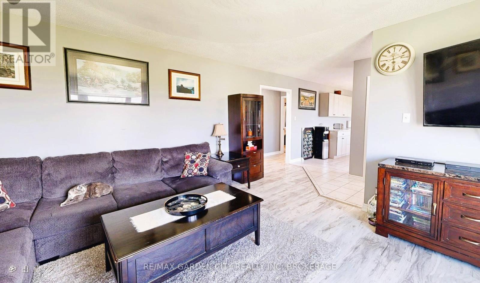 5282 Spring Creek Road, Lincoln (Escarpment), Ontario  L0R 2A0 - Photo 12 - X12833478