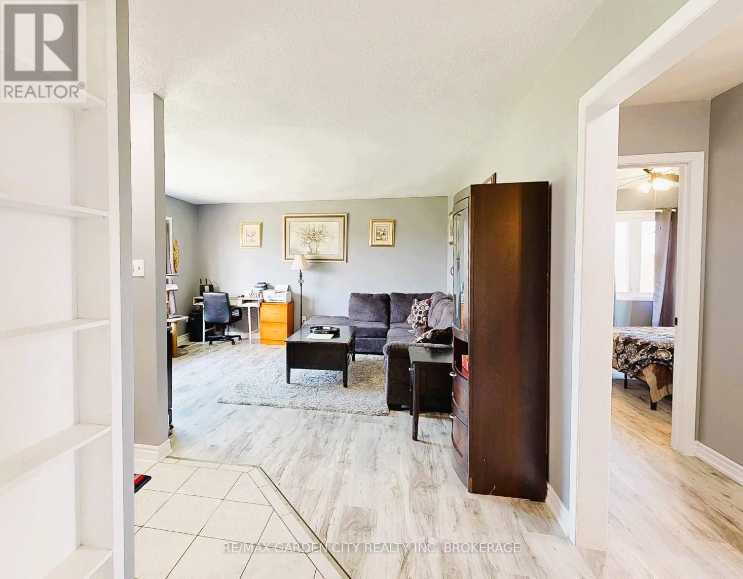 5282 Spring Creek Road, Lincoln (Escarpment), Ontario  L0R 2A0 - Photo 9 - X12833478