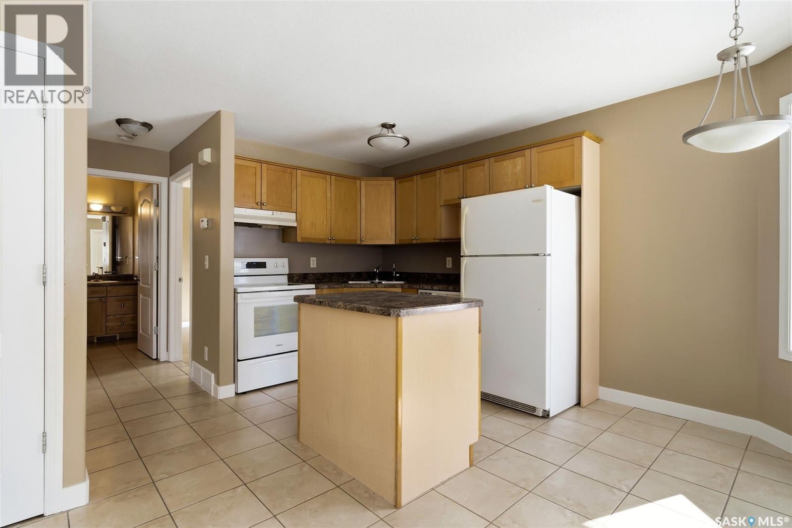 1005 Birchwood Place, Regina, Saskatchewan  S4S 7L1 - Photo 10 - SK029267