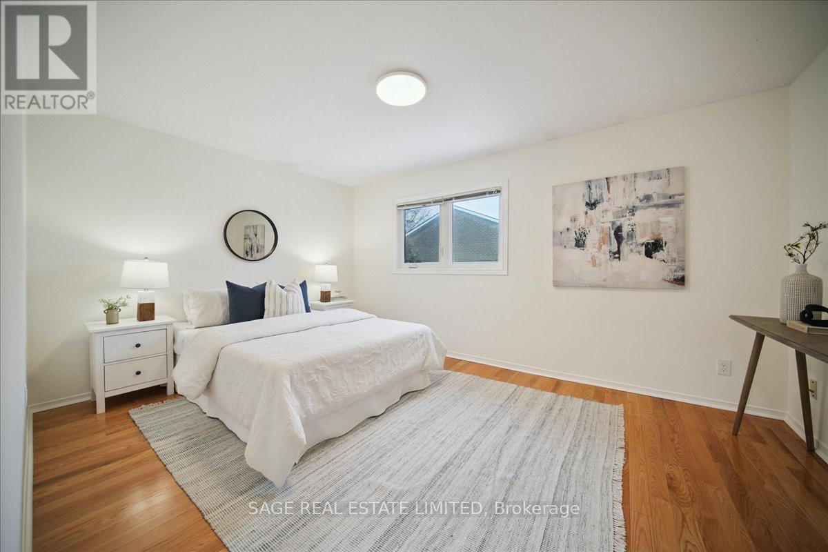 3036 Swansea Drive, Oakville, Ontario  L6L 6H9 - Photo 20 - W12818046