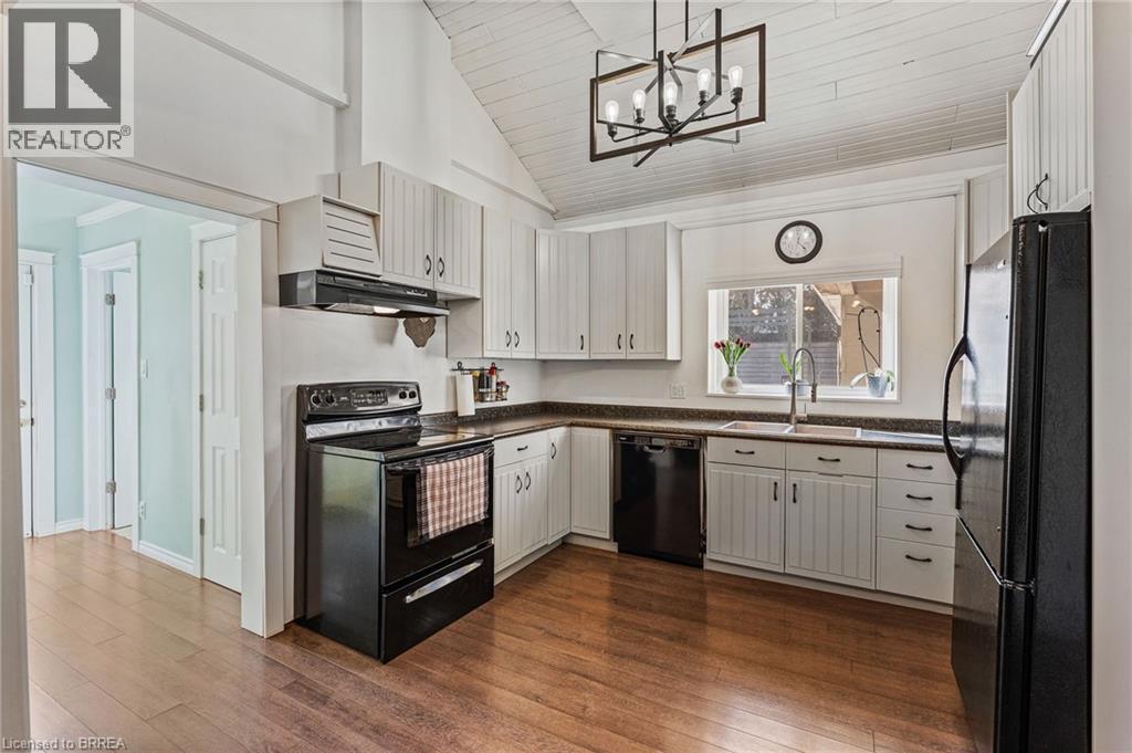 34 Eighth Avenue, Brantford, Ontario  N3S 1B9 - Photo 15 - 40805786