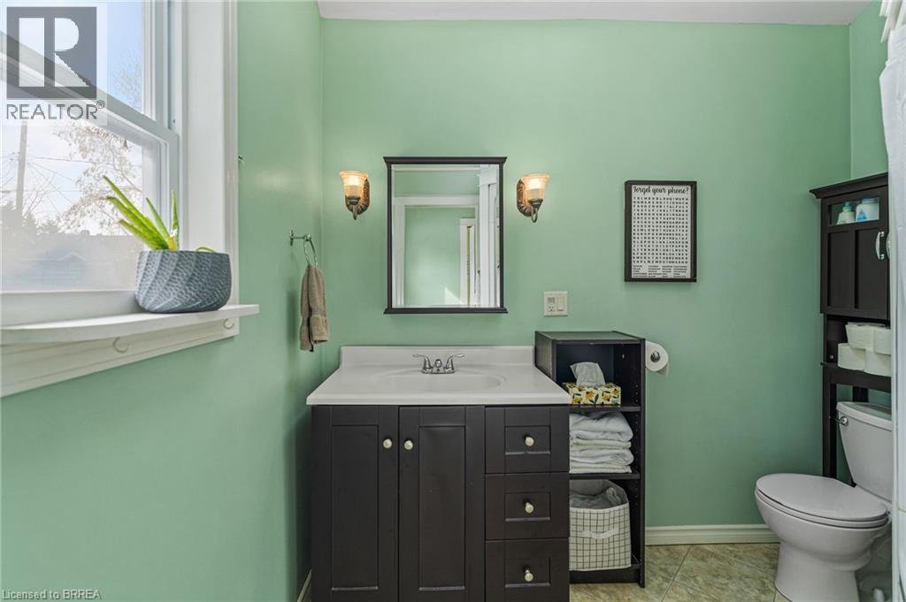 34 Eighth Avenue, Brantford, Ontario  N3S 1B9 - Photo 21 - 40805786