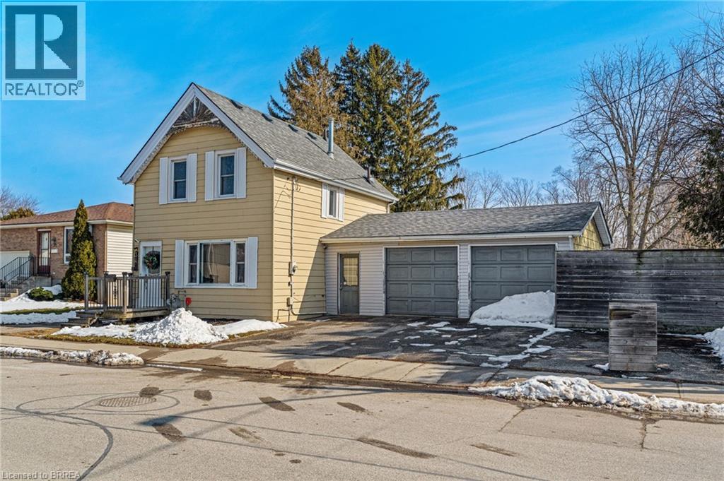 34 Eighth Avenue, Brantford, Ontario  N3S 1B9 - Photo 3 - 40805786