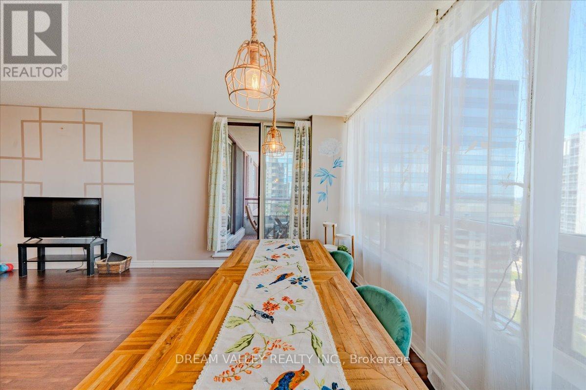 Ph504 - 5765 Yonge St Street, Toronto, Ontario  M2M 4H9 - Photo 13 - C12833342