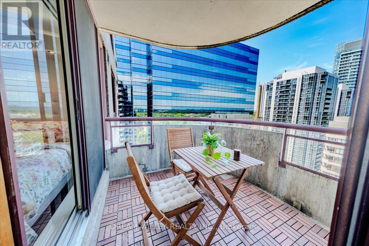 Ph504 - 5765 Yonge St Street, Toronto, Ontario  M2M 4H9 - Photo 14 - C12833342