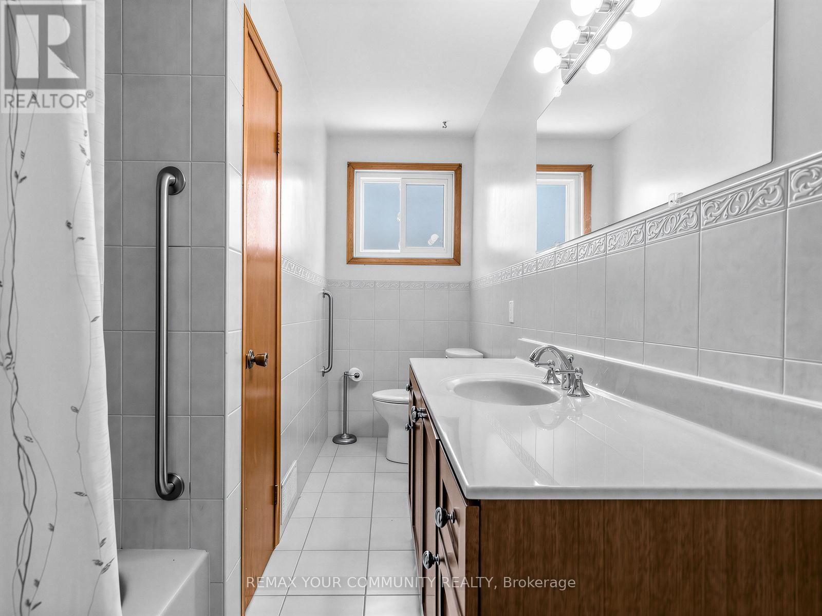 401 Melrose Avenue, Toronto, Ontario  M5M 1Z6 - Photo 22 - C12833376