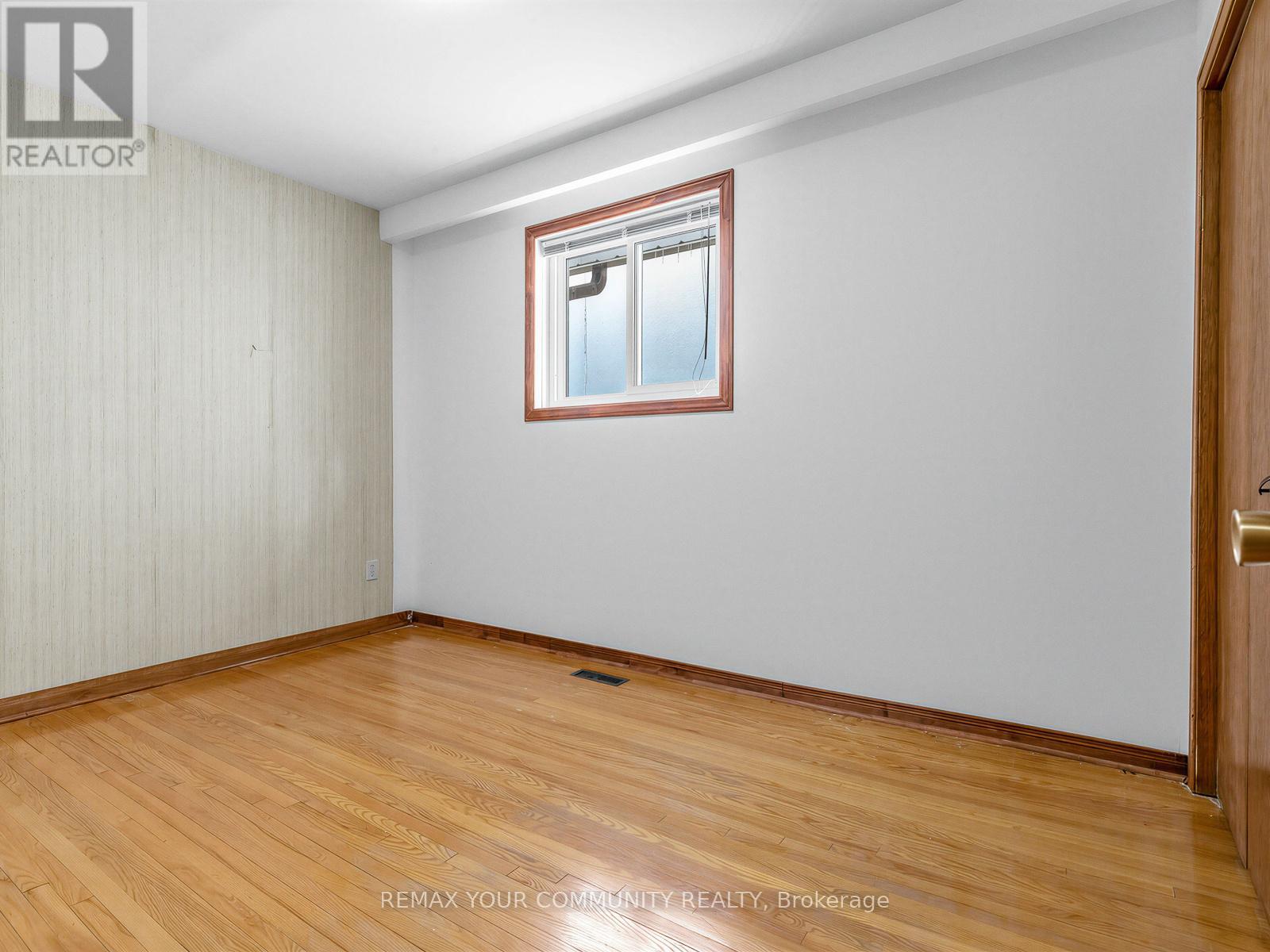 401 Melrose Avenue, Toronto, Ontario  M5M 1Z6 - Photo 23 - C12833376