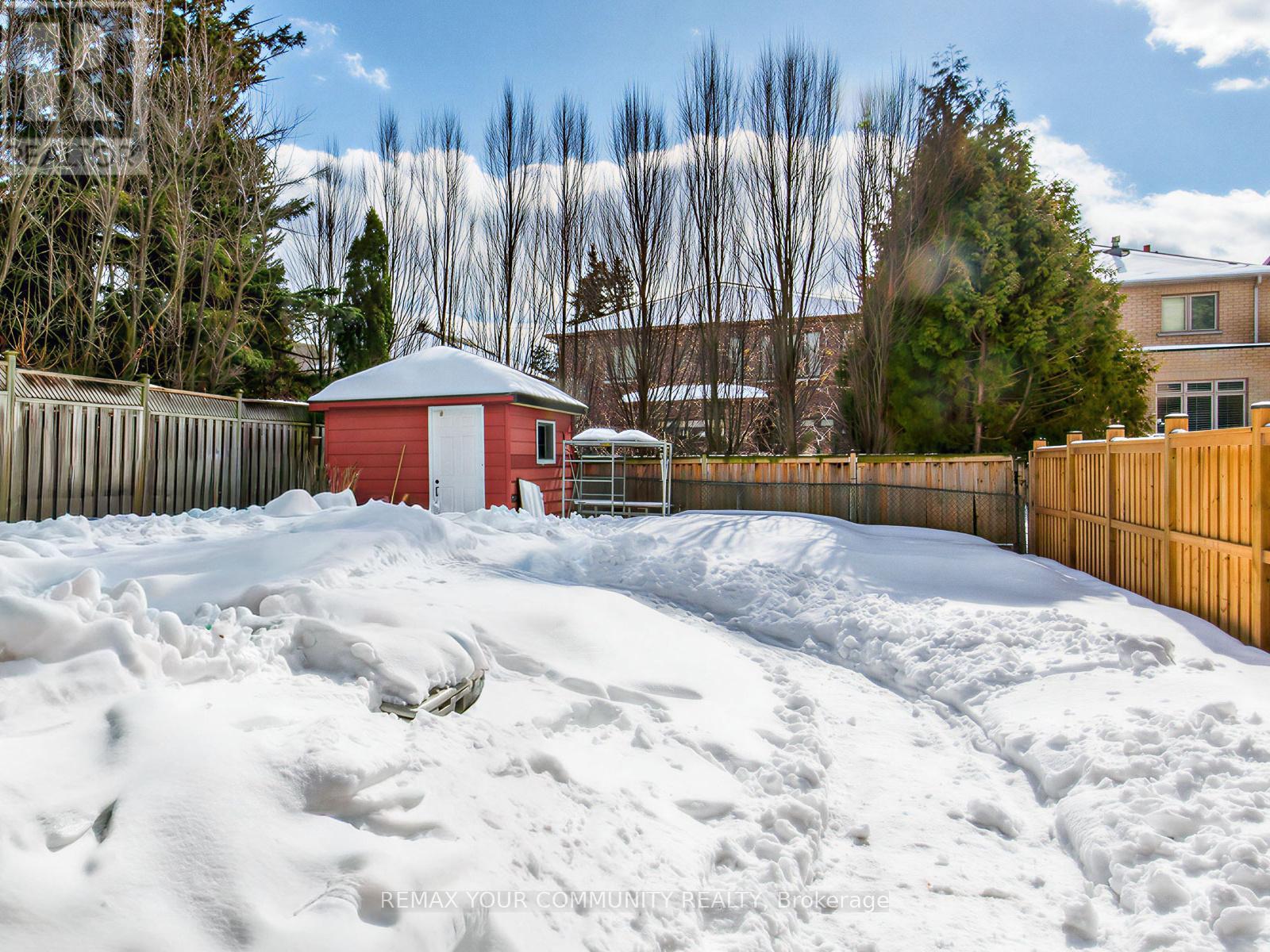 401 Melrose Avenue, Toronto, Ontario  M5M 1Z6 - Photo 33 - C12833376