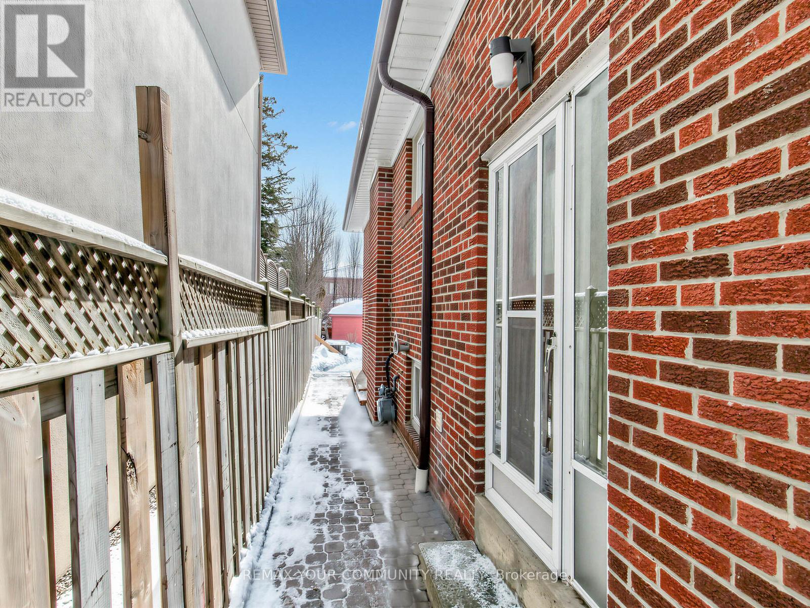 401 Melrose Avenue, Toronto, Ontario  M5M 1Z6 - Photo 36 - C12833376