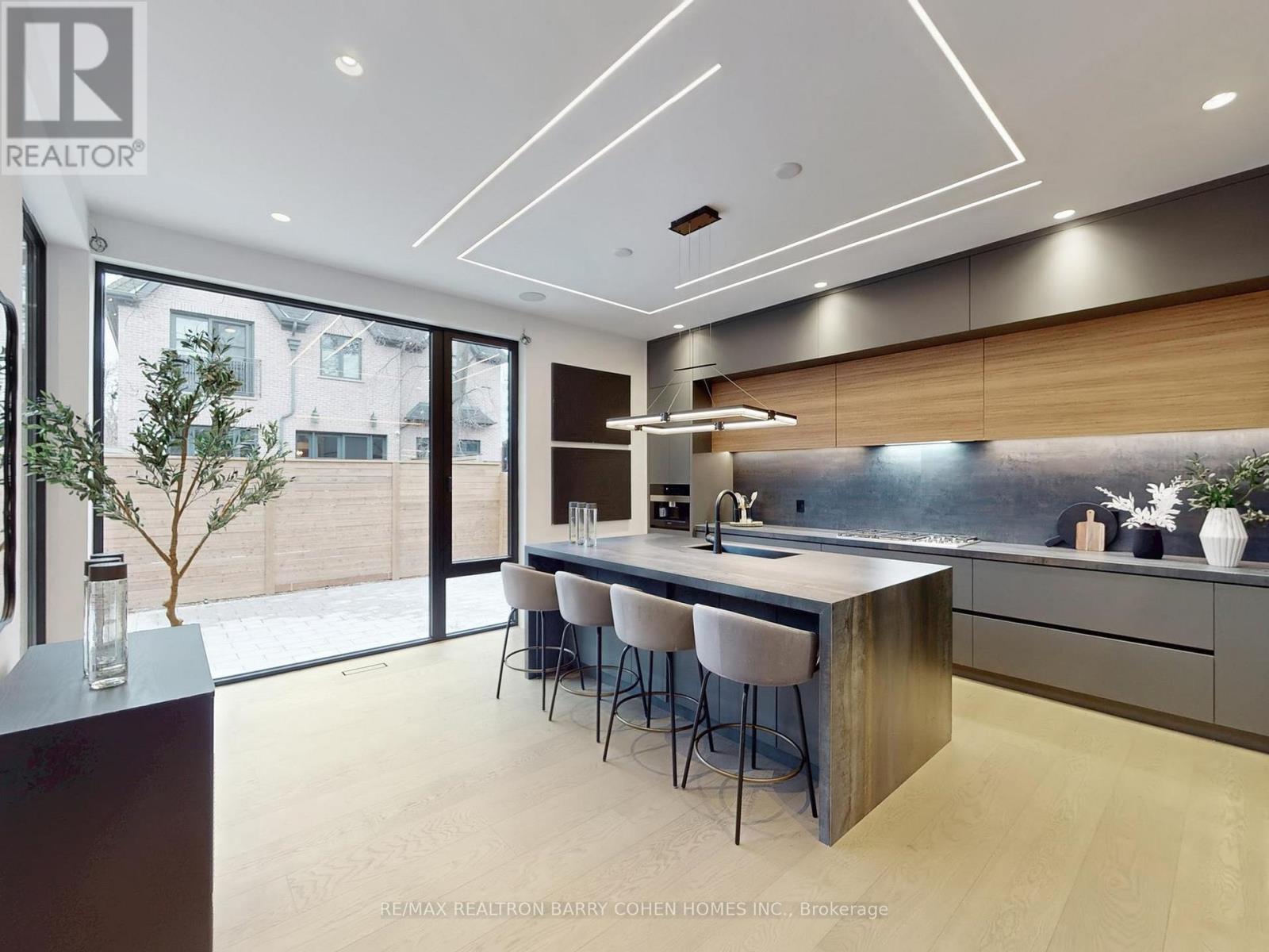 135 Imperial Street, Toronto, Ontario  M5P 1C7 - Photo 10 - C12833452