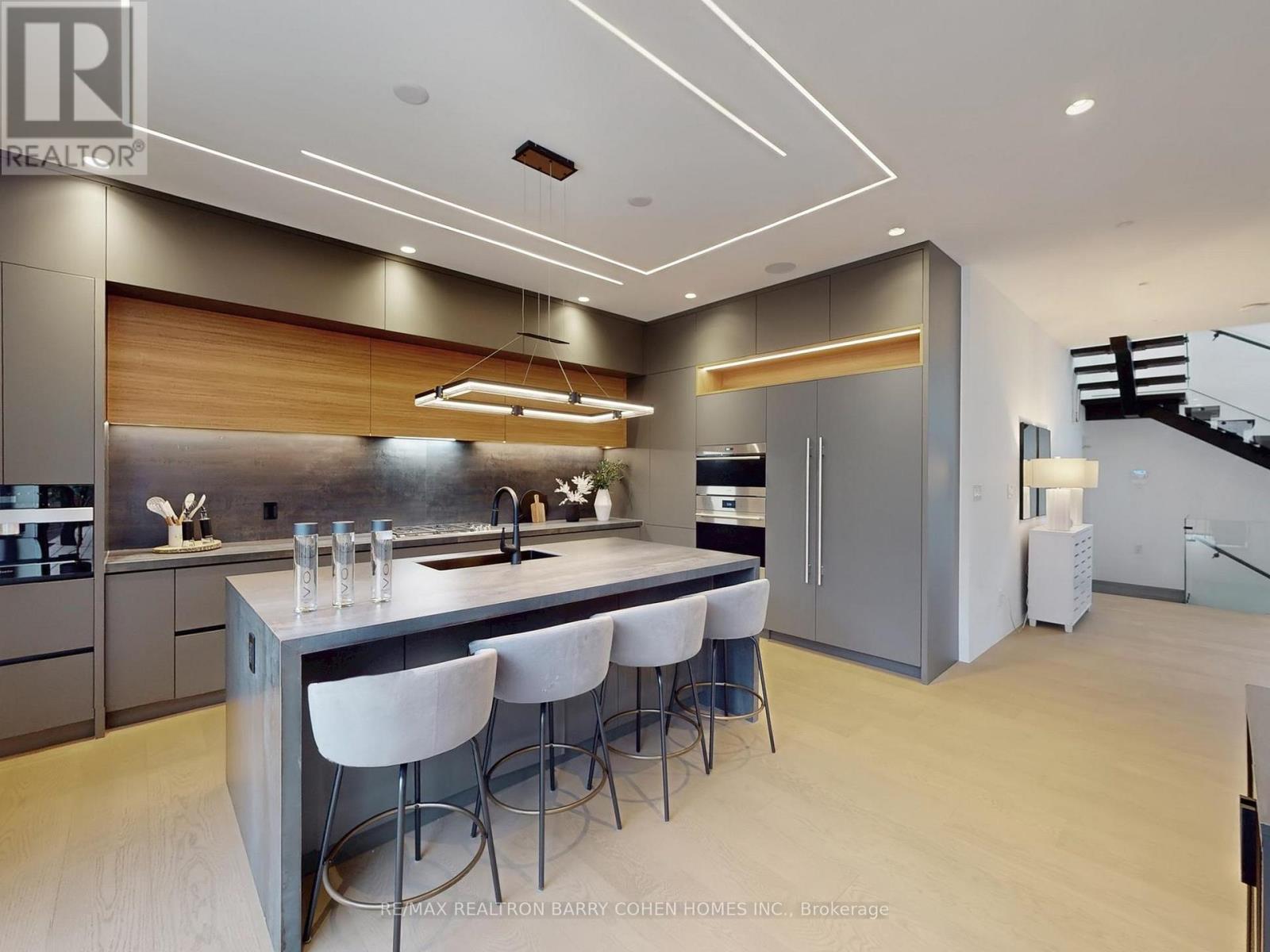 135 Imperial Street, Toronto, Ontario  M5P 1C7 - Photo 12 - C12833452