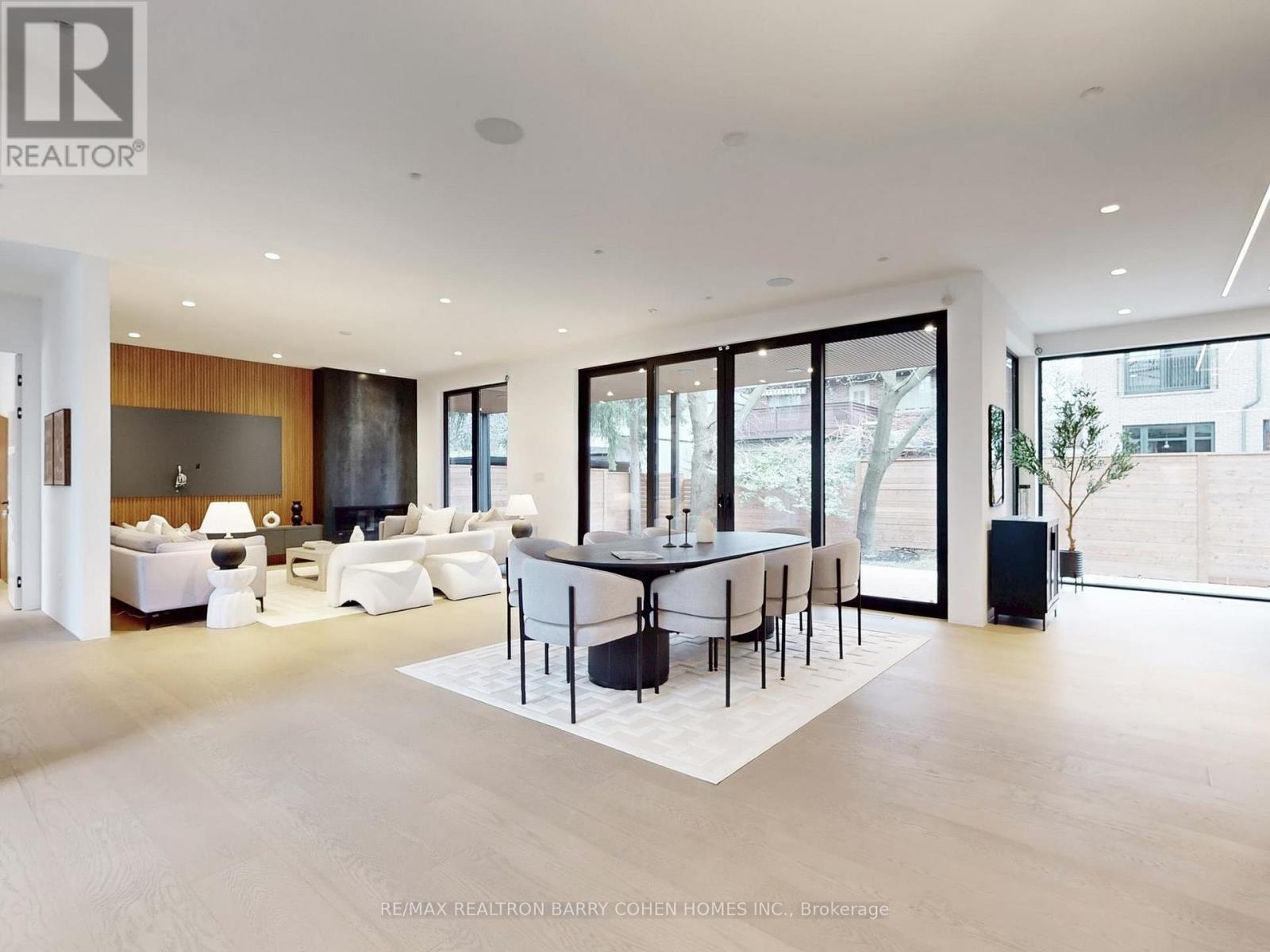 135 Imperial Street, Toronto, Ontario  M5P 1C7 - Photo 3 - C12833452