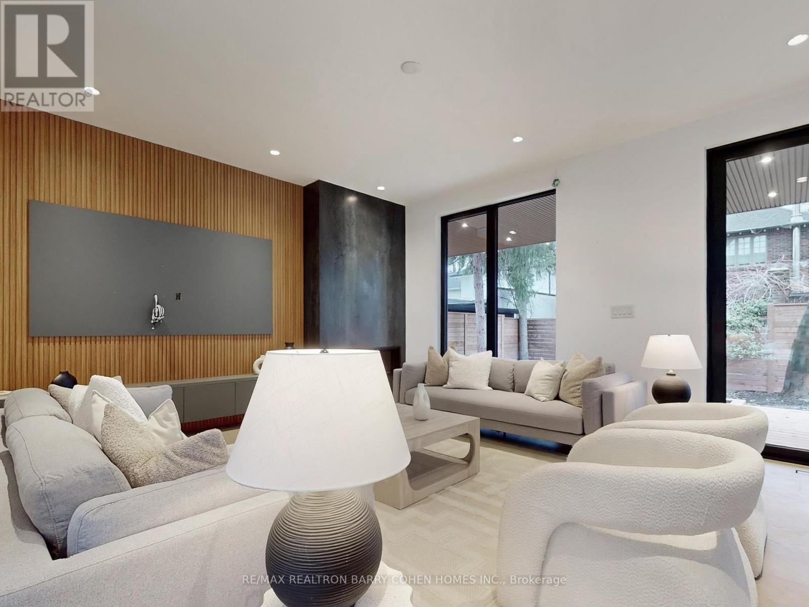 135 Imperial Street, Toronto, Ontario  M5P 1C7 - Photo 5 - C12833452