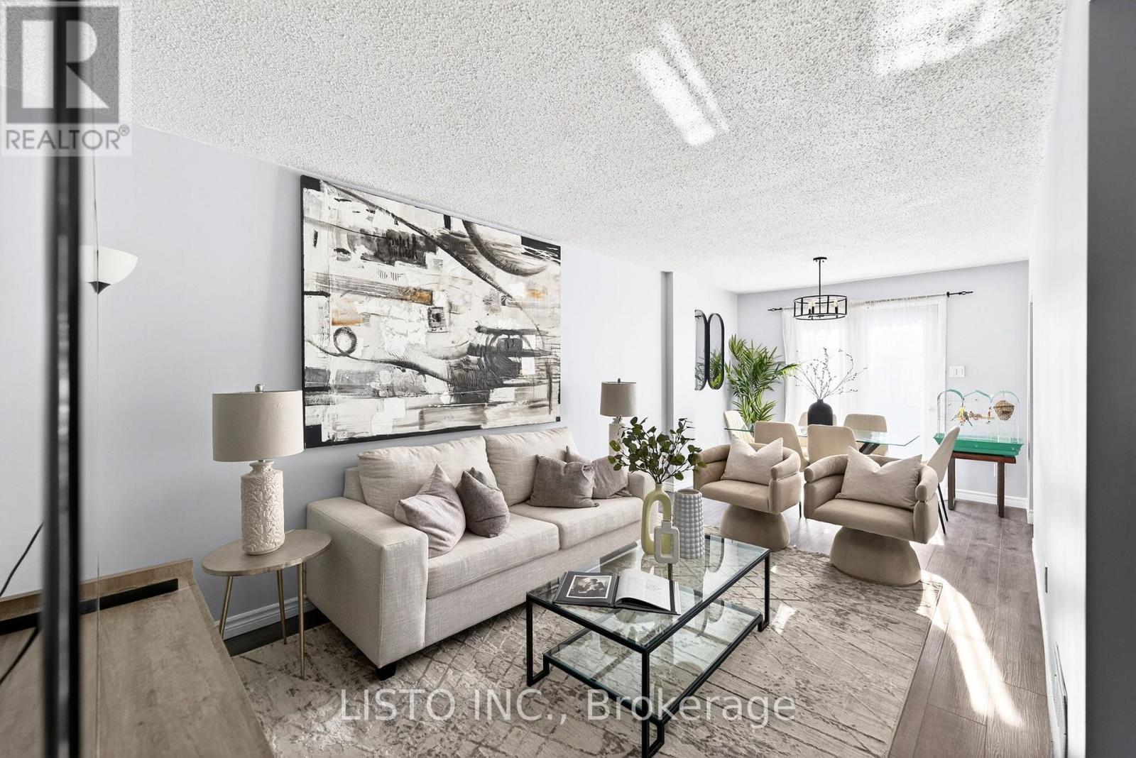 69 Horseley Hill Drive, Toronto (Malvern), Ontario  M1B 1W4 - Photo 4 - E12833358