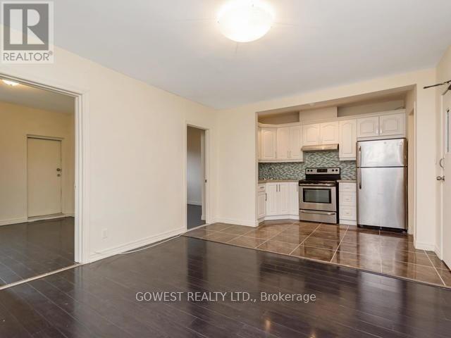 2011 Dundas Street W, Toronto, Ontario  M6R 1W7 - Photo 19 - W12832098