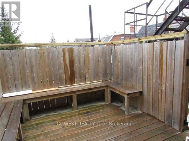 2011 Dundas Street W, Toronto, Ontario  M6R 1W7 - Photo 22 - W12832098