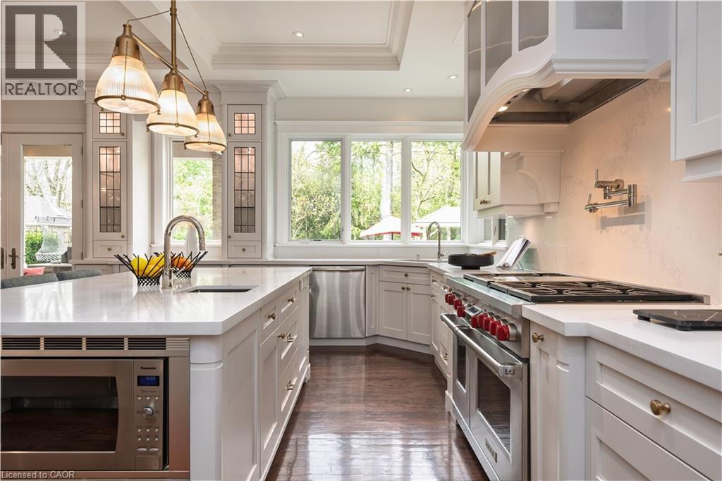 209 Donessle Drive, Oakville, Ontario  L6J 3Y7 - Photo 12 - 40808606