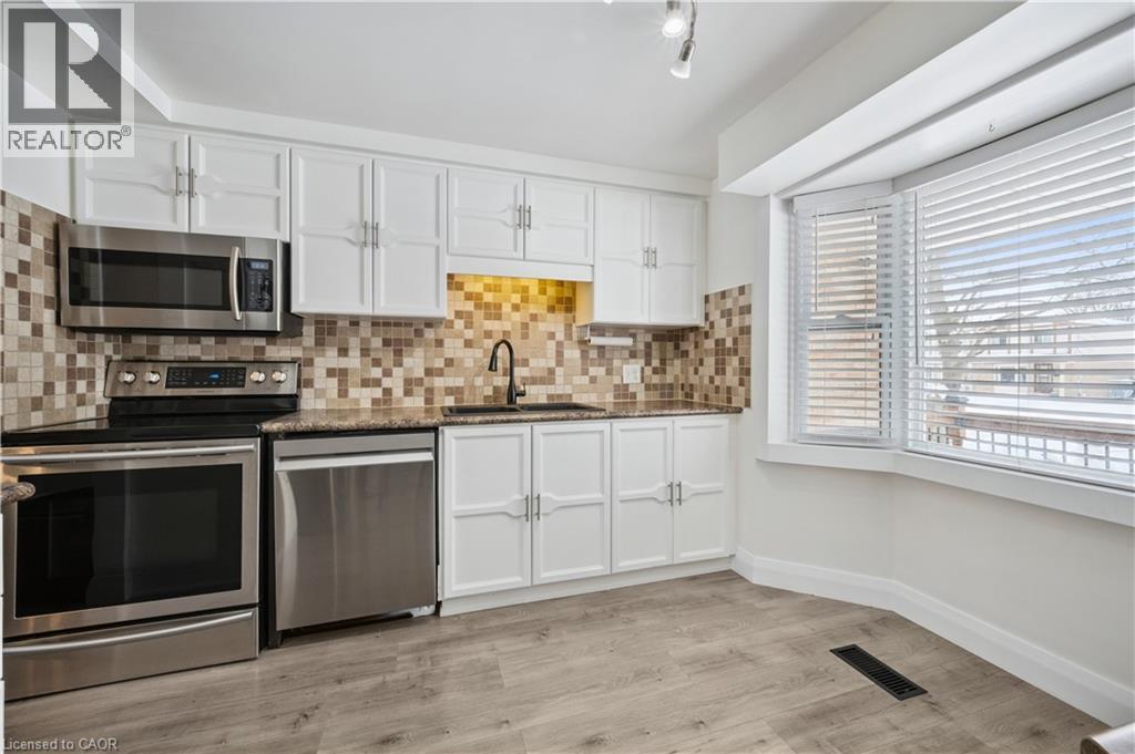 108 Northlake Drive Unit# A, Waterloo, Ontario  N2V 1H6 - Photo 10 - 40808525