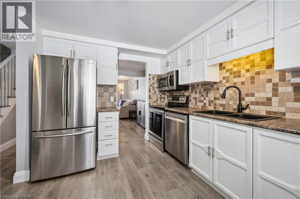 108 Northlake Drive Unit# A, Waterloo, Ontario  N2V 1H6 - Photo 11 - 40808525