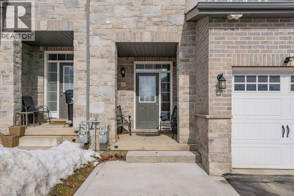 8 Renfrew Street, Kitchener, Ontario N2R 0G6 - Photo 5 - 40808440