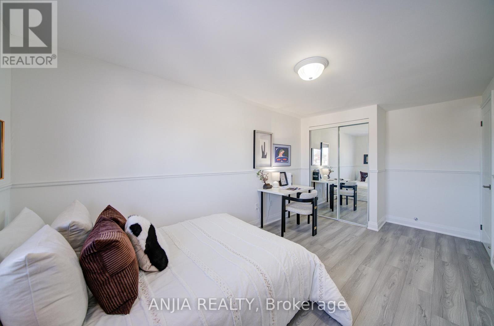 83 Mcclintock Crescent, Vaughan, Ontario  L4J 2S8 - Photo 22 - N12833362