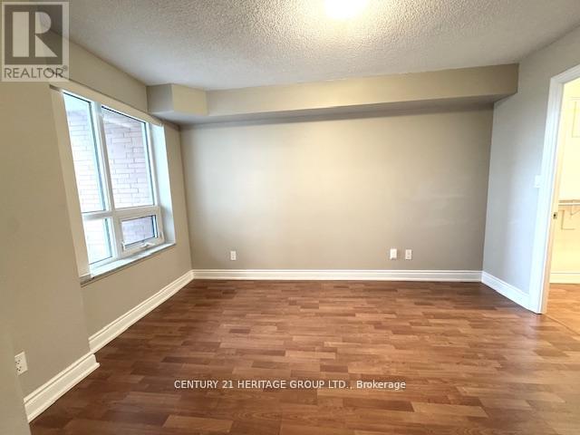 320 - 60 South Town Centre Boulevard, Markham, Ontario L6G 0C5 - Photo 9 - N12833434